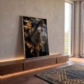 Majestade Dourada - Quadro Decorativo de Leão em Alto Contraste em ambiente decorado - quadros decorativos para sala