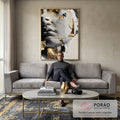 Quadro Decorativo Retrato Moderno com Toque Dourado em sala de estar moderna - quadros decorativos para sala