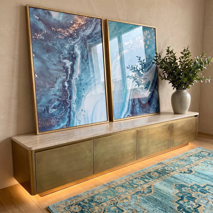 Quadro Decorativo Dança de Azul e Dourado: Inspiração Única em ambiente decorado - quadros decorativos para sala