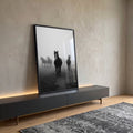 Quadro Decorativo Sofisticado Cavalos em Neblina em ambiente decorado - quadros decorativos para sala