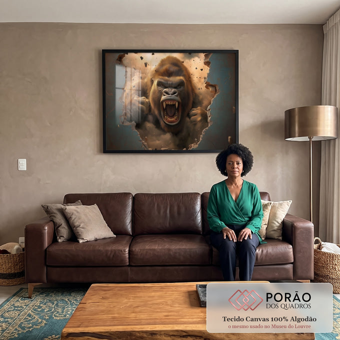 Quadro Decorativo Impactante Ira do Gorila Quebrando a Parede em sala de estar moderna - quadros decorativos para sala