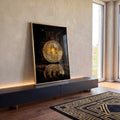 Quadro Decorativo: Bitcoin Dourado - Energia e Futurismo em ambiente decorado - quadros decorativos para sala