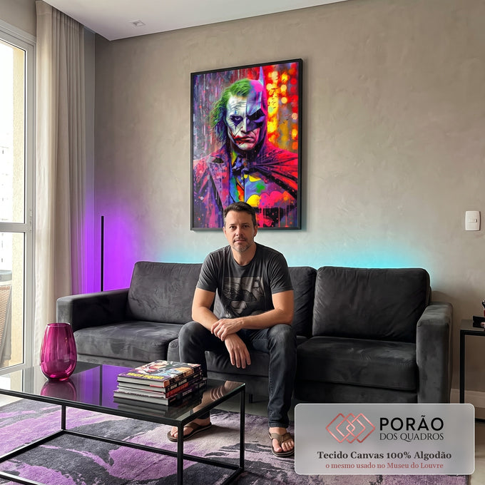 Quadro Decorativo Encontro Épico: Morcego vs Palhaço em sala de estar moderna - quadros decorativos para sala
