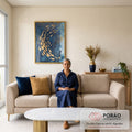 Quadro Decorativo: Dança Sublime dos Peixes em Azul e Ouro em sala de estar moderna - quadros decorativos para sala