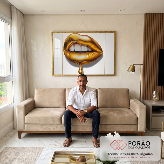 Quadro Decorativo Lábios Dourados em sala de estar moderna - quadros decorativos para sala