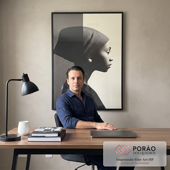 Quadro Decorativo Silhueta Elegante: Feminino em escritorio moderno - quadros decorativos para sala