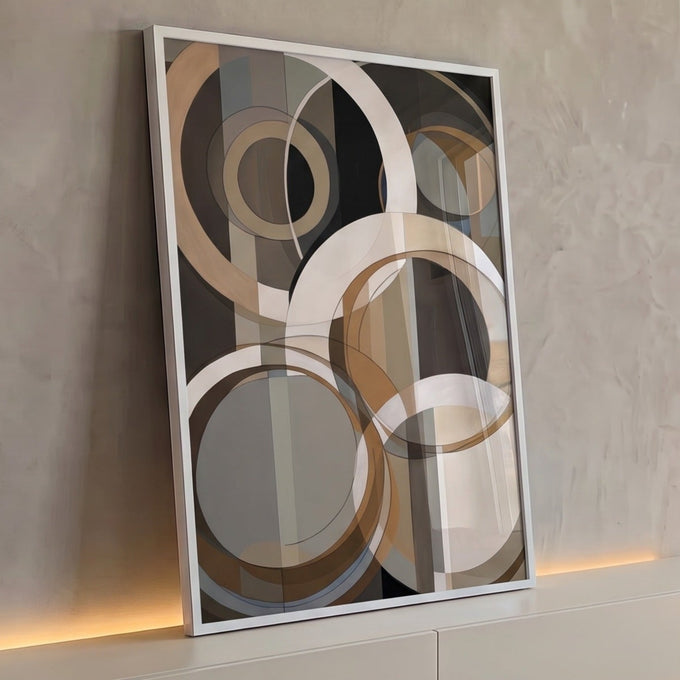 Círculos sobrepostos em bege, cinza, preto e branco em composição geométrica abstrata, quadro decorativo