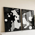 Perfil de mulher de olhos fechados com bolinhas e círculos brancos sobre preto em 2 telas, quadro decorativo