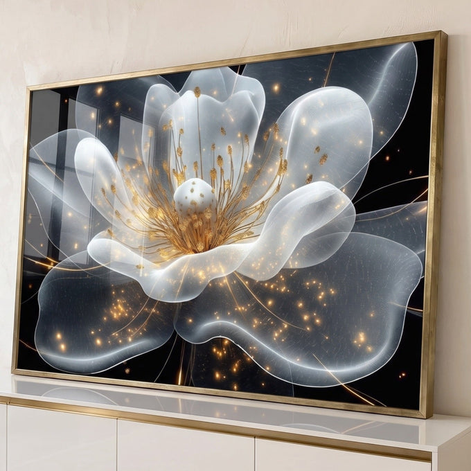 Flor branca translúcida com estames dourados e partículas de luz sobre fundo preto, quadro decorativo