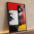 Rosto de mulher de olhos fechados em blocos geométricos vermelho, preto, branco e amarelo, quadro decorativo