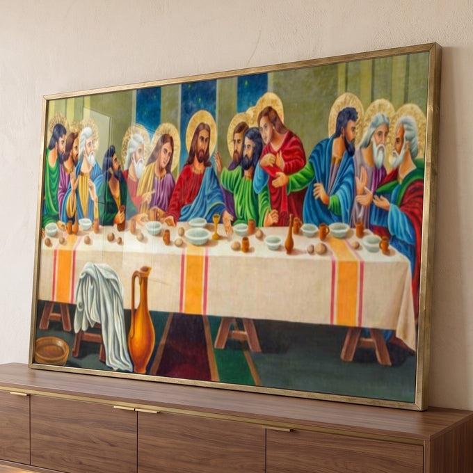 Santa Ceia com Jesus e apóstolos de auréolas douradas à mesa em estilo sacro colorido, quadro decorativo