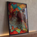 Mulher negra africana de perfil com turbante colorido e colares dourados, quadro decorativo
