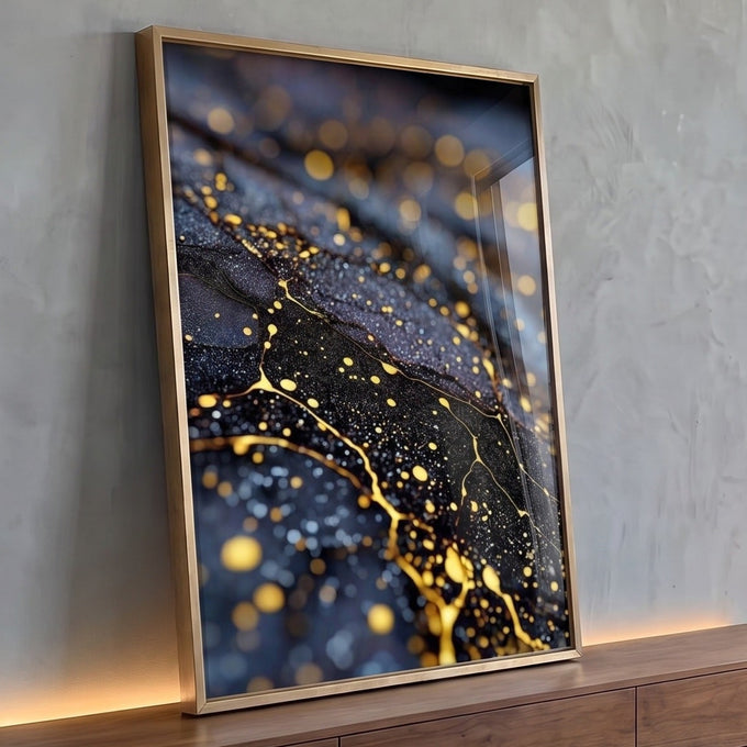 Abstrato em azul escuro e preto texturizado com veios e partículas douradas brilhantes, quadro decorativo