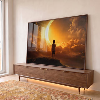 Quadro Decorativo Menino Sonhador: Lua ao Pôr do Sol - Arte Elegante para sua Decoração em ambiente decorado - quadros decorativos para sala