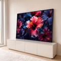 Quadro Decorativo Grande Hibiscos em Tons de Azul para Sala | quadros decorativos para sala | flores de hibisco em rosa azul e vinho com estames amarelos sobre fundo escuro | em Quadros para Sala | Porao dos Quadros