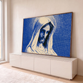Quadro Decorativo Grande Nossa Senhora Pontilhismo para Sala | quadros decorativos para sala | Nossa Senhora com véu e mãos em oração em efeito halftone azul e bege | em Quadros para Sala | Porao dos Quadros