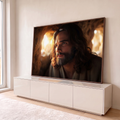 Quadro Decorativo Grande Homem com Manto para Sala Marrom | quadros decorativos para sala | homem de barba e cabelo longo iluminado por luz dourada em caverna de pedra | em Quadros para Sala | Porao dos Quadros