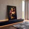 Quadro Decorativo Grande Mona Lisa Clássico para Sala Rosa | quadros decorativos para sala | retrato de mulher clássica emoldurada por guirlanda de peônias e rosas em tons rosados | em Quadros para Sala | Porao dos Quadros