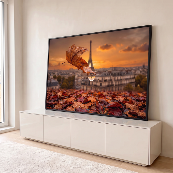 Folha de outono com gota d'água refletindo a Torre Eiffel, Paris ao pôr do sol laranja, quadro decorativo