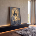 Quadro Decorativo Grande Sagrado Coração Estrelas para Sala | quadros decorativos para sala | Jesus Cristo com Sagrado Coração dourado e halo de estrelas sobre fundo escuro | em Quadros para Sala | Porao dos Quadros