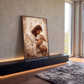 Quadro Decorativo Grande Jesus Abraçando para Sala Bege | quadros decorativos para sala | homem de manto branco beijando cordeiro branco com pomba voando ao fundo dourado | em Quadros para Sala | Porao dos Quadros