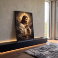 Quadro Decorativo Grande Jesus em Oração para Sala | quadros decorativos para sala | Jesus Cristo em oração com auréola dourada e mãos unidas, fundo de nuvens | em Quadros para Sala | Porao dos Quadros