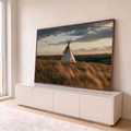 Quadro Decorativo Tipi Branca no Campo ao Entardecer | quadros decorativos para sala | tenda tipi branca em colina com grama dourada ao entardecer | em Quadros para Sala | Porao dos Quadros