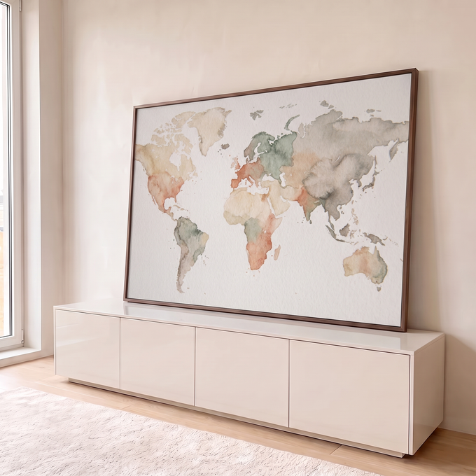 Quadro Decorativo Grande Mapa Mundi Sala para Sala Bege | quadros decorativos para sala | mapa múndi em aquarela com continentes em tons terrosos, verdes e cinzas suaves | em Quadros para Sala | Porao dos Quadros