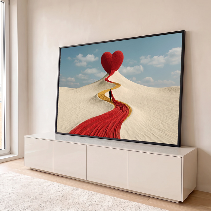Coração vermelho gigante no alto de duna branca com caminho de tecido e figura solitária, quadro decorativo