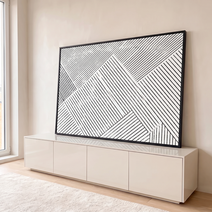 Linhas diagonais pretas em blocos geométricos sobre fundo branco com textura desgastada, quadro decorativo