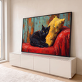 Quadro Decorativo Grande Gato em Sofá para Sala Preto | quadros decorativos para sala | gato preto de olhos amarelos sobre sofá vermelho com almofada amarela em pintura texturizada | em Quadros para Sala | Porao dos Quadros