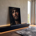 Quadro Decorativo Grande Jesus Cristo Sofrimento para Sala | quadros decorativos para sala | retrato de homem com coroa de espinhos e sangue no rosto, olhando para cima | em Quadros para Sala | Porao dos Quadros