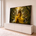 Oxum de vestido amarelo e coroa dourada segurando espelho na cachoeira com pombas brancas, quadro decorativo