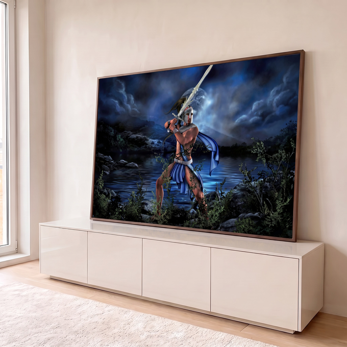 Quadro Decorativo Grande Guerreiro com Espada para Sala Azul | quadros decorativos para sala | guerreiro com capacete prateado erguendo espada sob lua cheia à beira de um lago | em Quadros para Sala | Porao dos Quadros