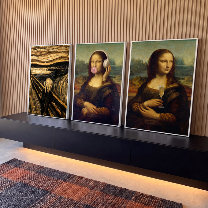 Quadro Decorativo Kit 3 Telas Mona Lisa Pop Art para Sala | quadros decorativos para sala | montagem com O Grito de Munch e duas versões da Mona Lisa com fones de ouvido e taça de champagne | em Quadros para Sala | Porao dos Quadros