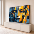 Rosto de mulher metade ciborgue com olho mecânico, circuitos azuis e blocos amarelos, quadro decorativo