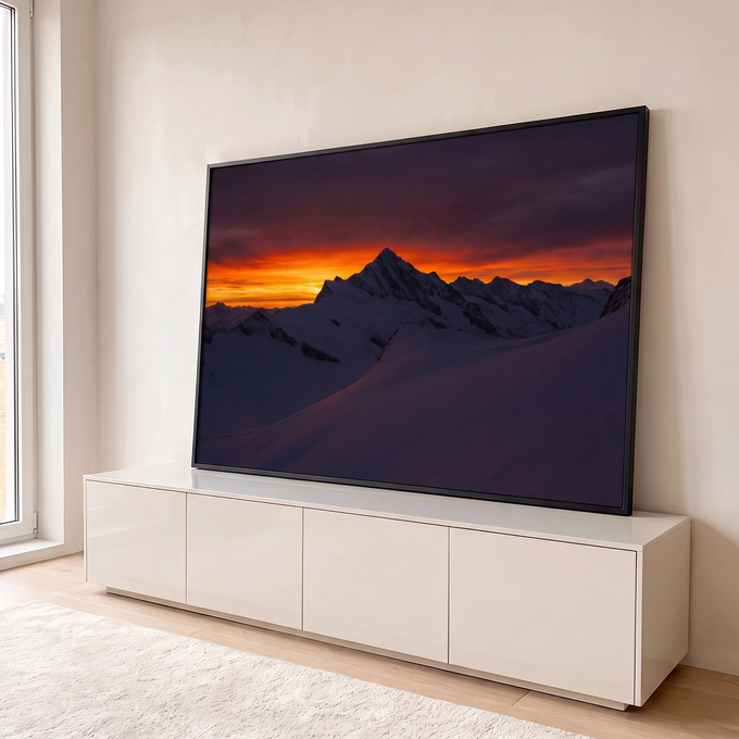Quadro Decorativo Grande Pico Nevado para Sala Laranja | quadros decorativos para sala | pico de montanha nevado contra céu laranja intenso ao entardecer | em Quadros para Sala | Porao dos Quadros