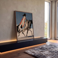 Quadro Decorativo Cavaleiro Indígena com Manto Listrado | quadros decorativos para sala | cavaleiro indígena com manto listrado montado em cavalo pintado preto e branco | em Quadros para Sala | Porao dos Quadros