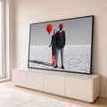 Quadro Decorativo Grande Casal Estilo para Sala Preto | quadros decorativos para sala | casal estiloso em preto, branco e vermelho posando num deserto de sal branco | em Quadros para Sala | Porao dos Quadros