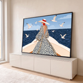Quadro Decorativo Grande Mulher de Chapéu Azul para Sala | quadros decorativos para sala | mulher de chapéu e vestido de poá na proa de um barco cercada por gaivotas | em Quadros para Sala | Porao dos Quadros