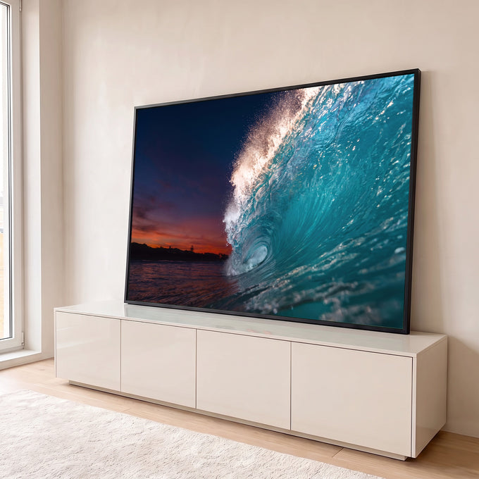 Quadro Decorativo Grande Onda do Mar para Sala Azul | quadros decorativos para sala | onda do mar se curvando em tubo azul-turquesa ao entardecer com céu laranja | em Quadros para Sala | Porao dos Quadros