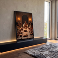 Quadro Decorativo Grande Última Ceia Jesus para Sala | quadros decorativos para sala | Jesus partindo o pão à mesa cercado por apóstolos em oração, tons terrosos | em Quadros para Sala | Porao dos Quadros