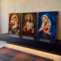 Quadro Decorativo Kit 3 Telas Sagrado Coração Azul para Sala | quadros decorativos para sala | tríptico religioso com Nossa Senhora, Sagrado Coração de Jesus e Imaculado Coração de Maria | em Quadros para Sala | Porao dos Quadros