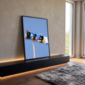 Quadro Decorativo Passarinhos e Ursinhos Fofos no Fio Azul | quadros decorativos para sala | seis bichinhos fofos, pássaros e ursos, sentados num fio azul comendo waffle e bebendo refrigerante | em Quadros para Quarto de Bebe | Porao dos Quadros
