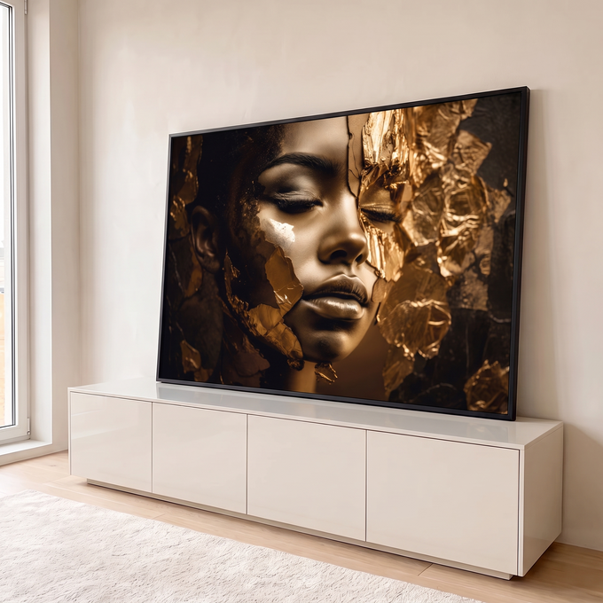 Quadro Decorativo Grande Rosto Feminino para Sala Dourado | quadros decorativos para sala | rosto feminino dourado com olhos fechados coberto por folha de ouro craquelada | em Quadros para Sala | Porao dos Quadros