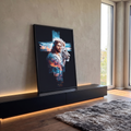 Quadro Decorativo Grande Jesus e Leão Branco para Sala Preto | quadros decorativos para sala | Jesus ao lado de leão branco com cruz de céu formada ao fundo | em Quadros para Sala | Porao dos Quadros