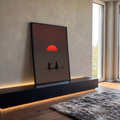 Quadro Decorativo Grande Surfistas em Silhueta para Sala | quadros decorativos para sala | surfistas em silhueta observando sol laranja se pondo no mar | Porao dos Quadros