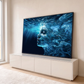 Perfil de mulher de olhos fechados submersa, cabelos virando ondas azuis no fundo do mar, quadro decorativo