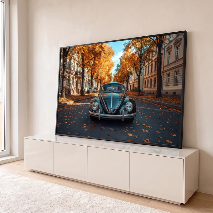 Fusca preto clássico de frente em rua com árvores de outono e folhas no chão, quadro decorativo