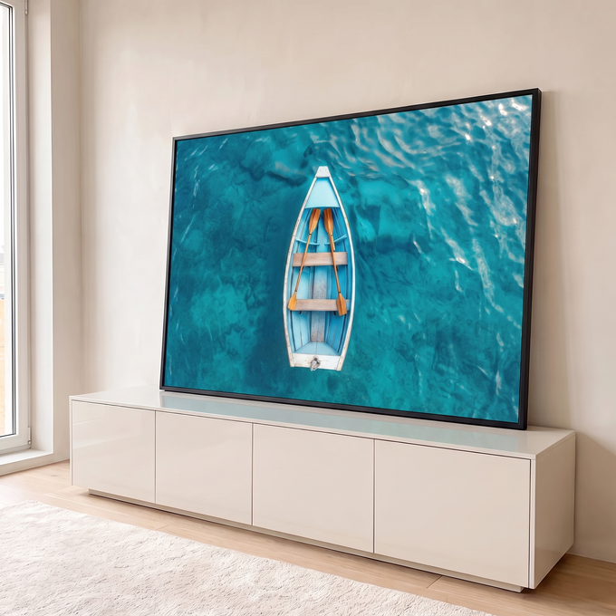 Quadro Decorativo Grande Barco a Remo para Sala Azul | quadros decorativos para sala | vista aérea de barco branco com remos cruzados sobre água turquesa transparente | em Quadros para Sala | Porao dos Quadros